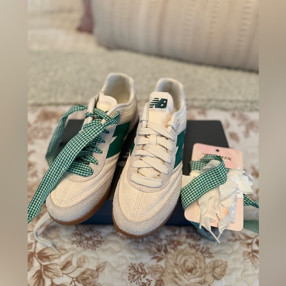 NIB New Balance RC42 Sneakers with Anthro Novelty Laces - Picture 5 of 16